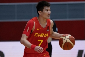 网页版登录-准备男篮亚洲杯？孙铭徽：郭士强指导连续两次询问我的腿伤