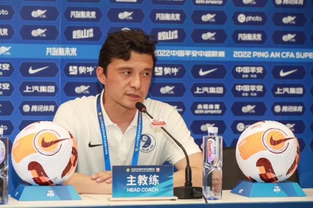 星空体育APP下载-谢晖给球队“降温”：不喜欢现在的氛围 需要泼冷水